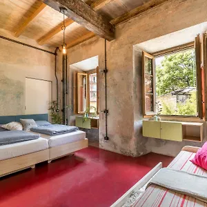 Un Posto A - All'interno Di Cascina Del 700 Milaan