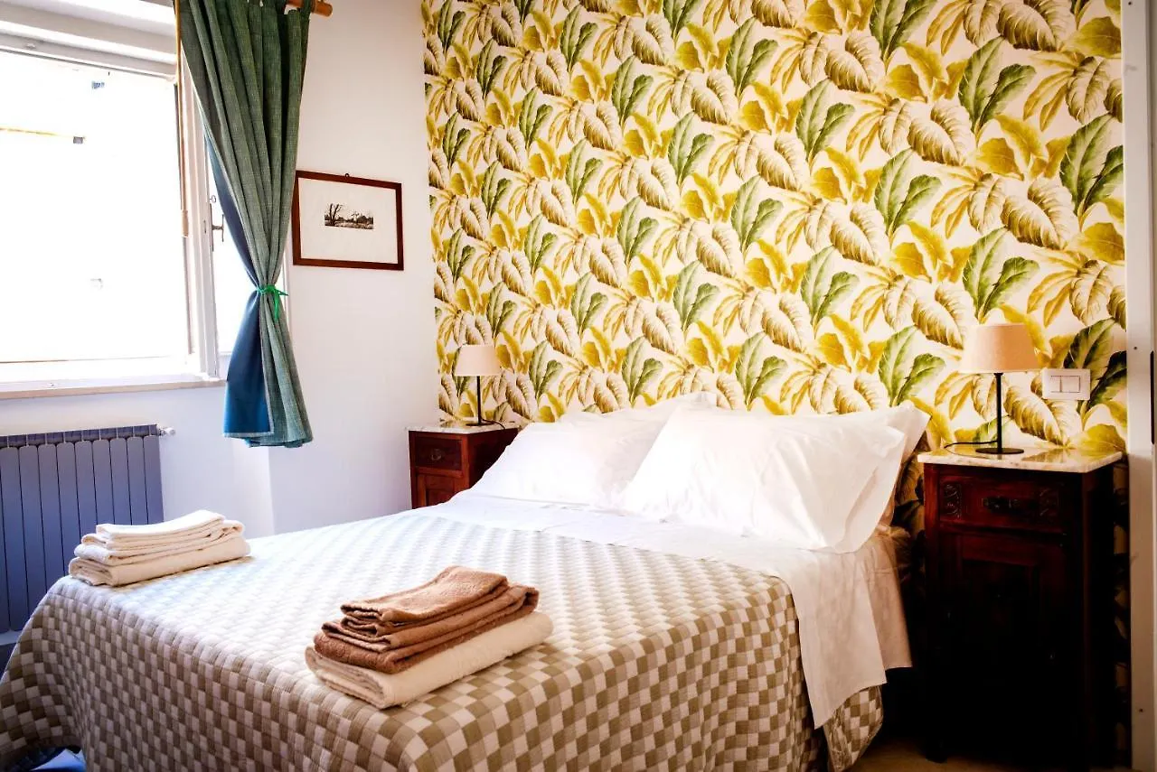 Gasthuis Manillahouse Hotel Montepulciano Stazione Italië